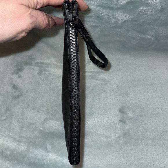 Lululemon zip pouch - Picture 7 of 15